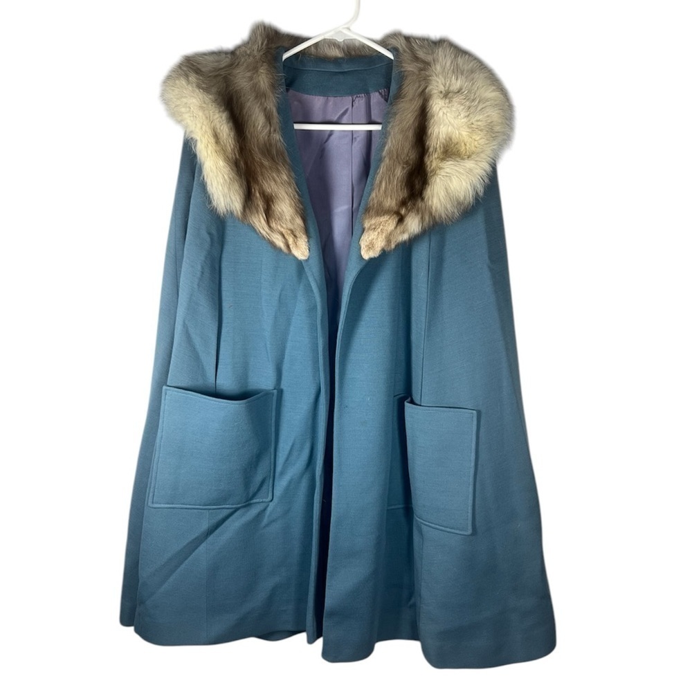 70s The American Way With Wool Vintage Fur Neck Cape Large